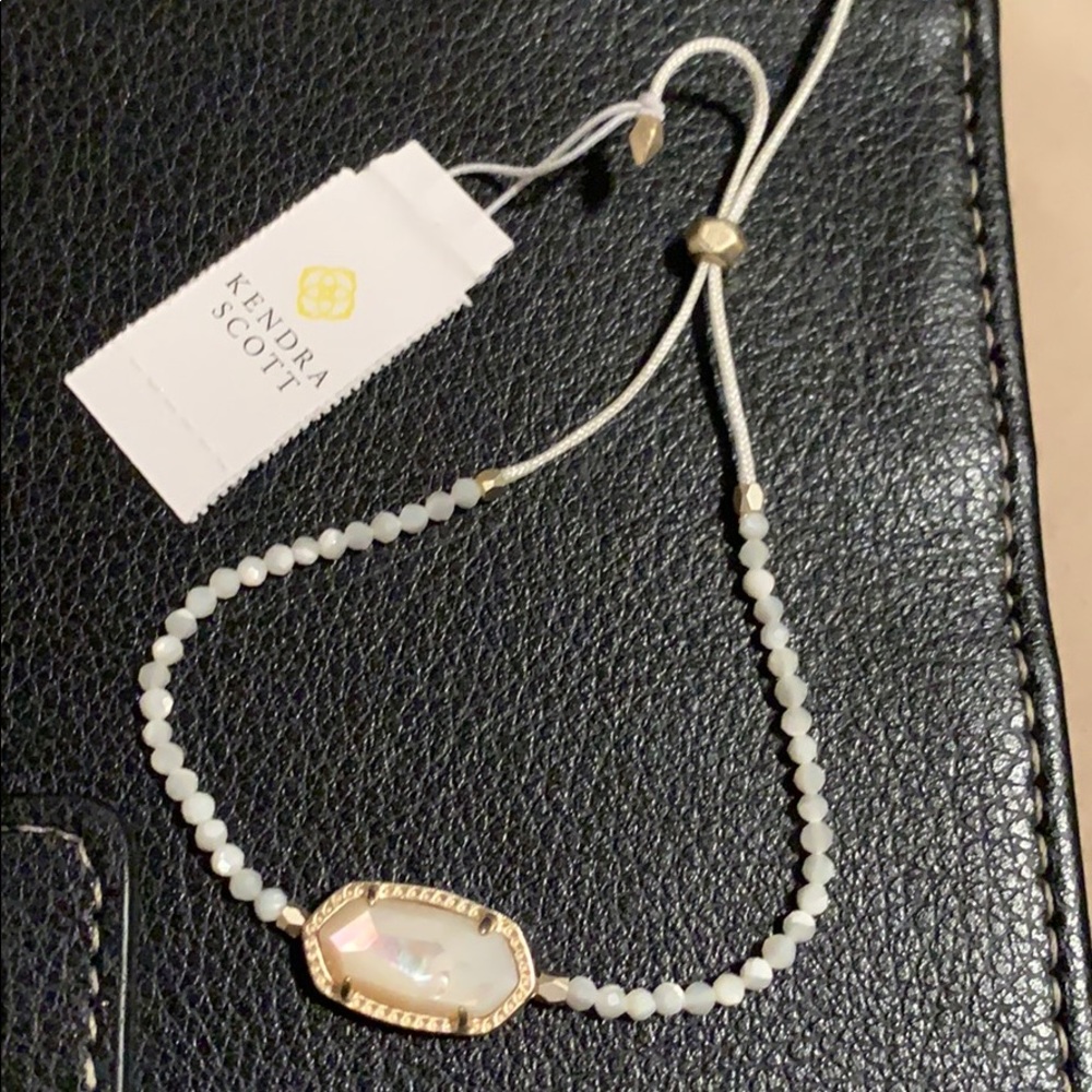 NEW Kendra Scott Elaina ivory/white bead bracelet
